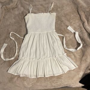 -Altard state sun dress -Some self tan stand -Size M